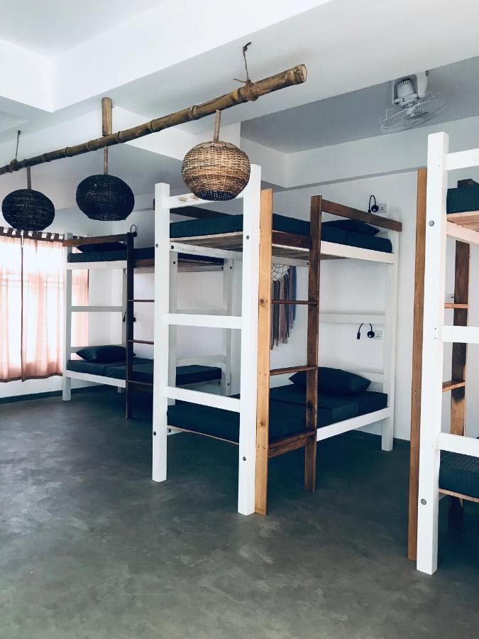 Steffi'S Mandala Hotel ฮิกคาดูวา ภายนอก รูปภาพ