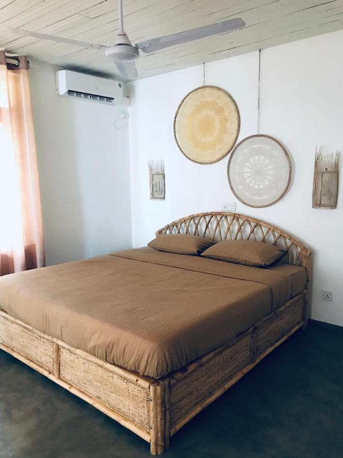 Steffi'S Mandala Hotel ฮิกคาดูวา ภายนอก รูปภาพ