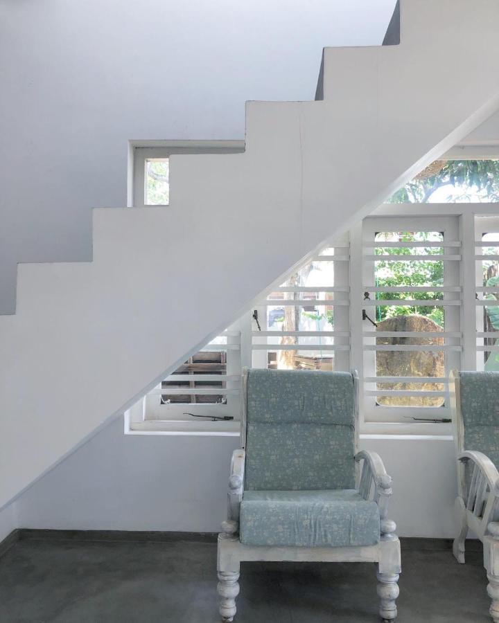 Steffi'S Mandala Hotel ฮิกคาดูวา ภายนอก รูปภาพ